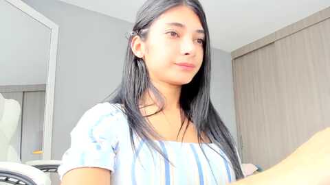 emmily_ @ myfreecams on 20240508