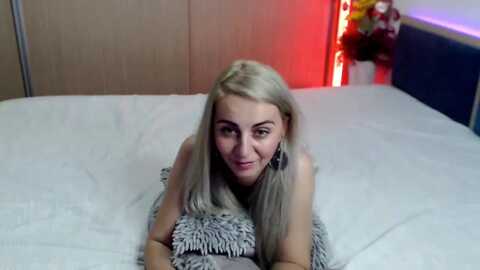 mirabelasweet @ myfreecams on 20240509