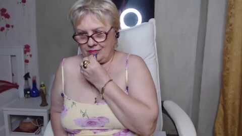 sexylynette4u @ myfreecams on 20240509