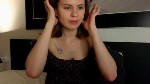 yuri_elfie @ myfreecams on 20240509