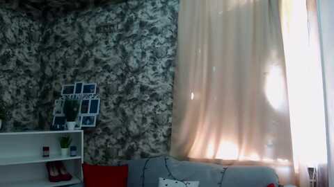 kristinamfc @ myfreecams on 20240510