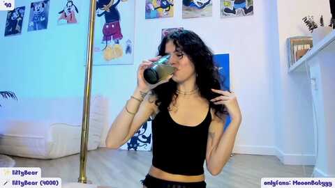 litty @ myfreecams on 20240510