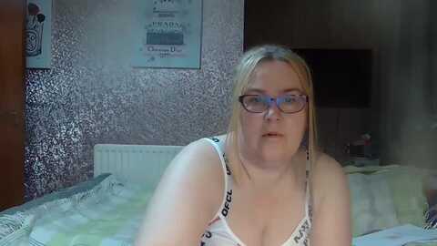 yummymummy39 @ myfreecams on 20240510