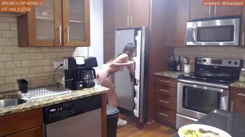 avadollxo @ myfreecams on 20240511