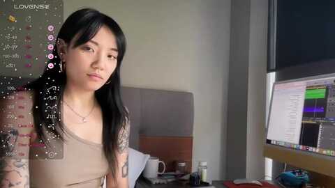 luna_tsukiko @ myfreecams on 20240511