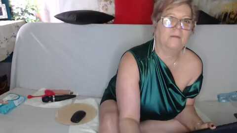 queenpammy @ myfreecams on 20240512