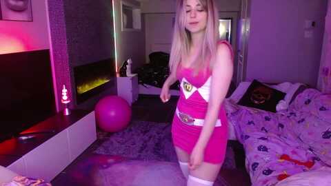 serafina @ myfreecams on 20240512