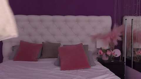 dominica_mini @ myfreecams on 20240513