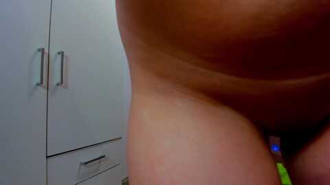 oliviarimes @ myfreecams on 20240513