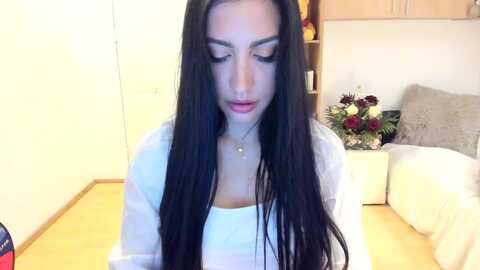 pr1nc3ss_ @ myfreecams on 20240513