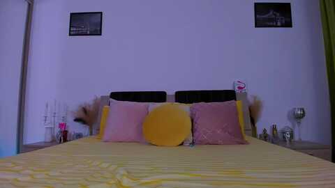 akira10 @ myfreecams on 20240514