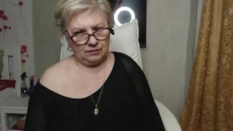 sexylynette4u @ myfreecams on 20240515