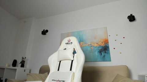 apricot @ myfreecams on 20240516