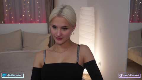 chloecoral @ myfreecams on 20240516