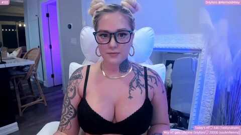 mermaidmiley @ myfreecams on 20240516