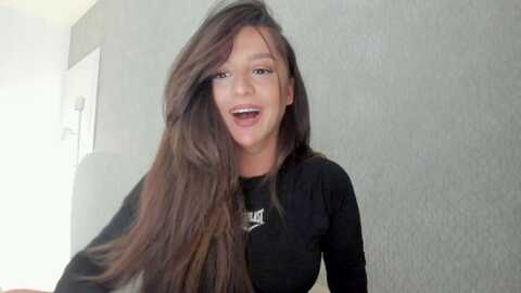 eve___ @ myfreecams on 20240517