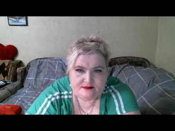 lana005 @ myfreecams on 20240517