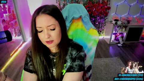 nikki_haze @ myfreecams on 20240517