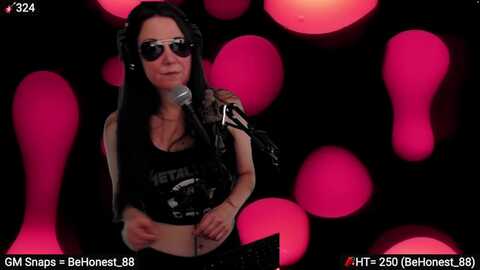 deszeppelin @ myfreecams on 20240518