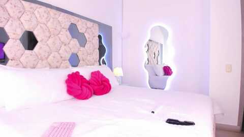 kimberly____ @ myfreecams on 20240518