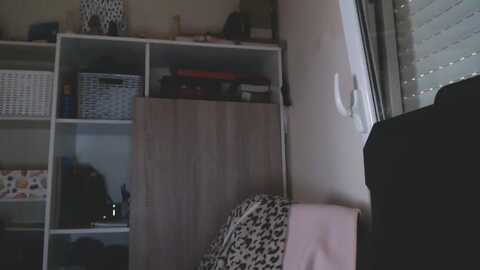 lorenarubia @ myfreecams on 20240518