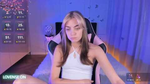stefani_grand @ myfreecams on 20240518