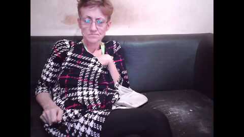 sexygeny @ myfreecams on 20240519