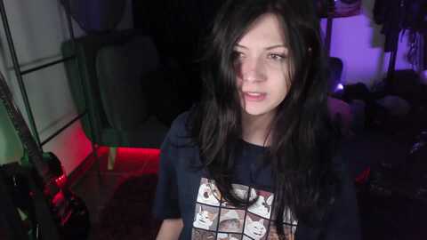 roomtoavoid @ myfreecams on 20240522