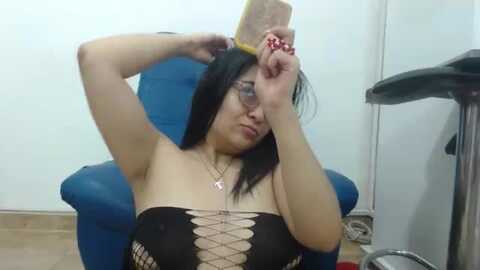 violeta_97 @ myfreecams on 20240522