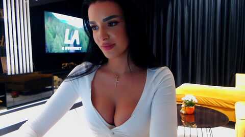 nicolecrystal @ myfreecams on 20240523