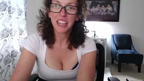 sarah_stark @ myfreecams on 20240523