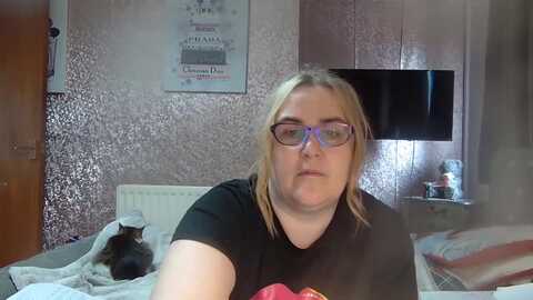 yummymummy39 @ myfreecams on 20240523