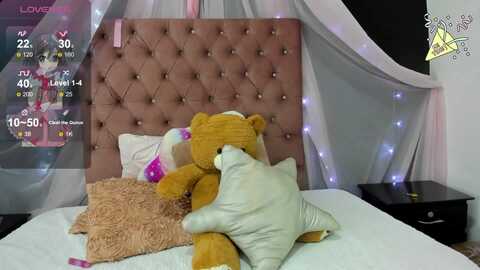 cristinaebony @ myfreecams on 20240524