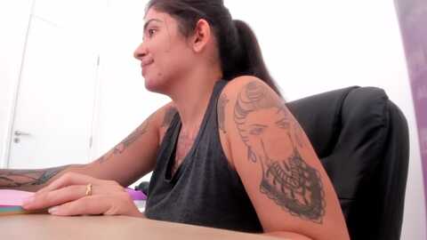 talimajesty @ myfreecams on 20240524