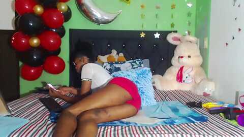 zharick_smxx @ myfreecams on 20240524