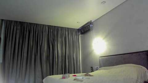crystalk_ @ myfreecams on 20240525