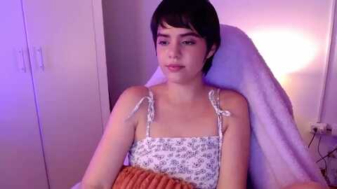 miacollins1x