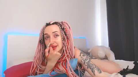 sara_polly @ myfreecams on 20240525