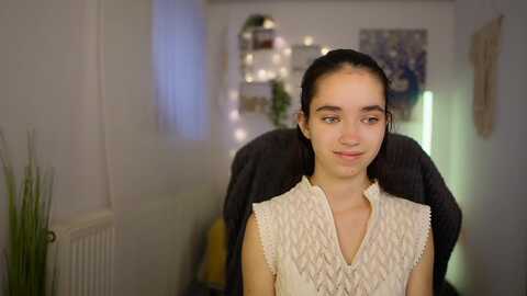 gia_paige18 @ myfreecams on 20240526