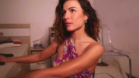 misslullu @ myfreecams on 20240526