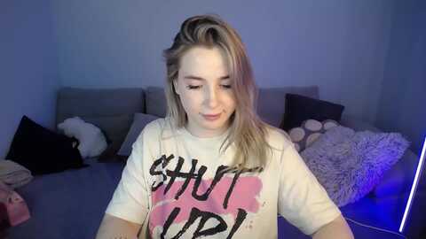 sabrinaviolet @ myfreecams on 20240527