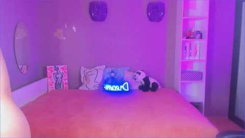 adrianna_diaz