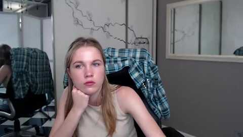 kate_lewiss @ myfreecams on 20240528