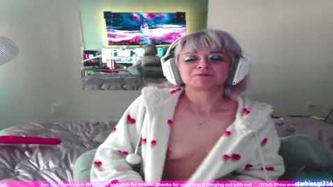 starbiesqt314 @ myfreecams on 20240528