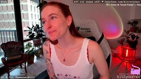 kittycorner @ myfreecams on 20240529