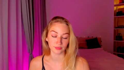 checkmypeach @ myfreecams on 20240531