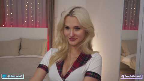 chloecoral @ myfreecams on 20240531