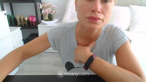 hrystina_ @ myfreecams on 20240603