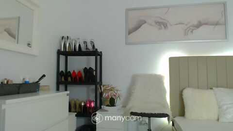 hrystina_ @ myfreecams on 20240603