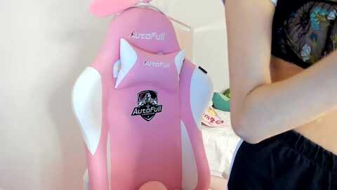cherrycute666 @ myfreecams on 20240604